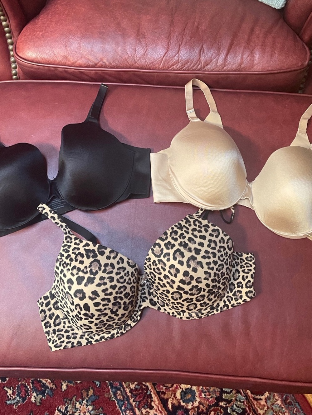 SOMA lot of 3 bras 40C